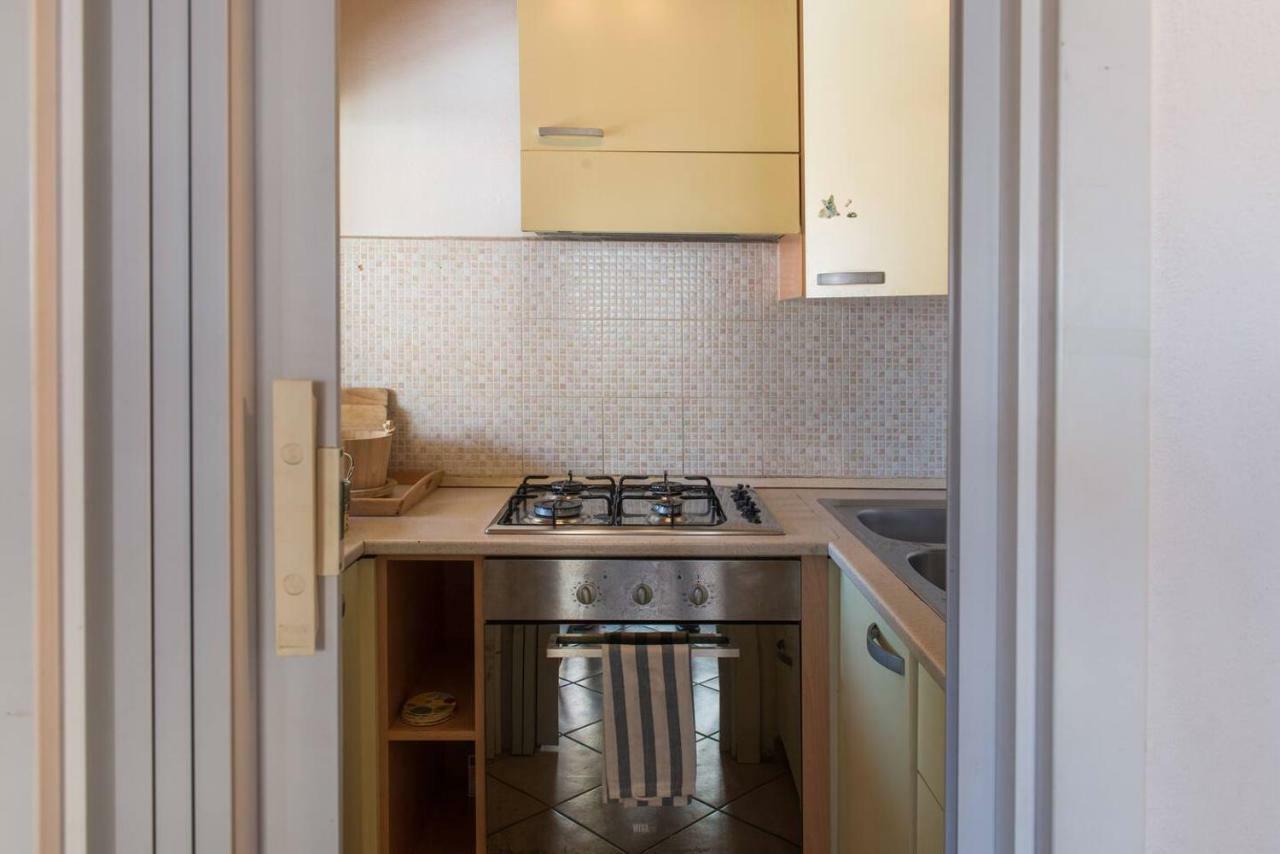 Altido Apt For 8 With Huge Terrace In Old Town Of Viareggio Exterior photo