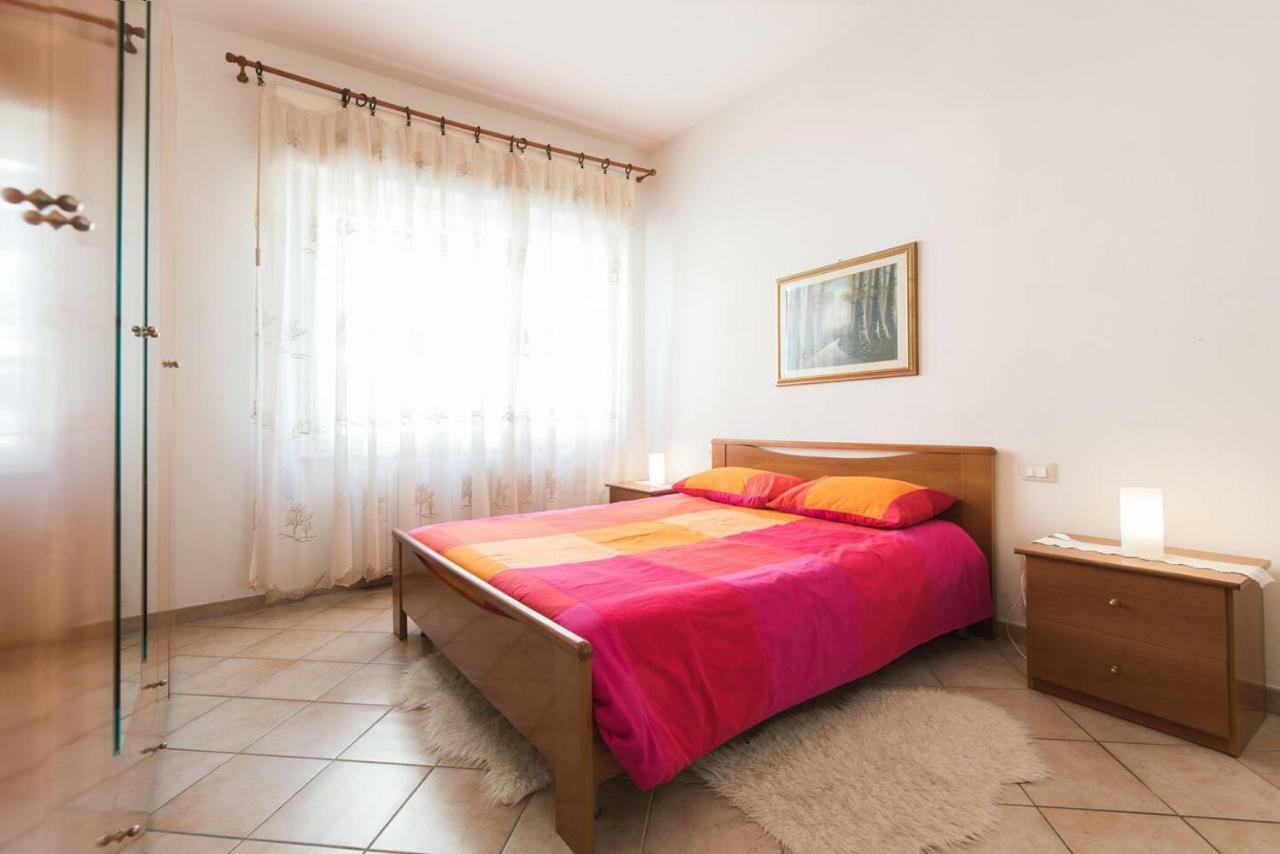 Altido Apt For 8 With Huge Terrace In Old Town Of Viareggio Exterior photo