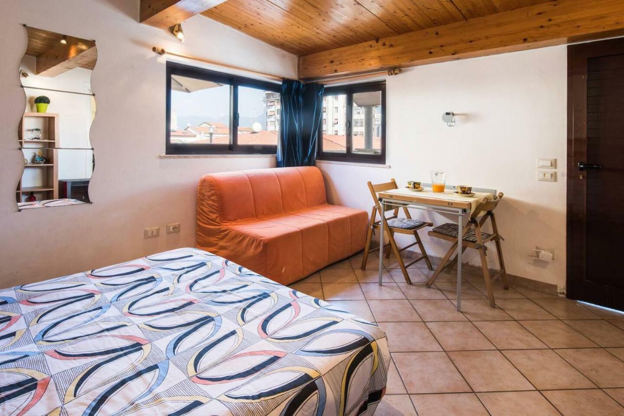 Altido Apt For 8 With Huge Terrace In Old Town Of Viareggio Exterior photo